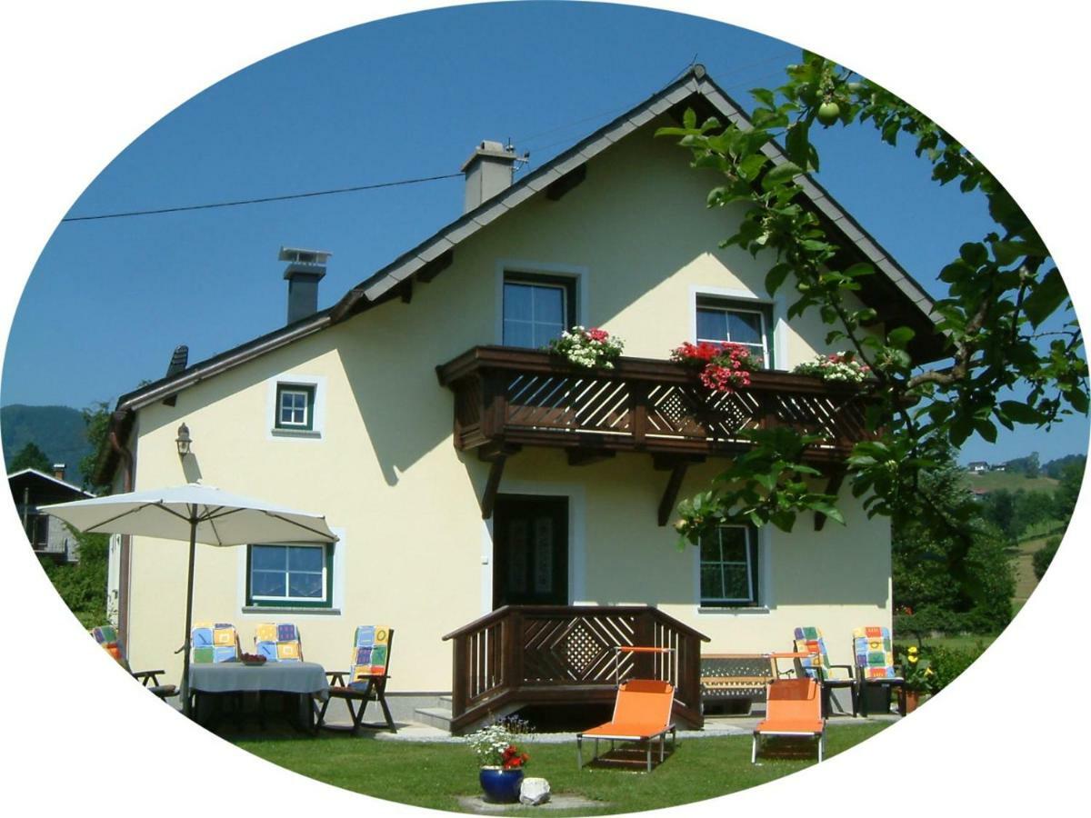 Ferienhaus Humer Altmuenster Exterior photo